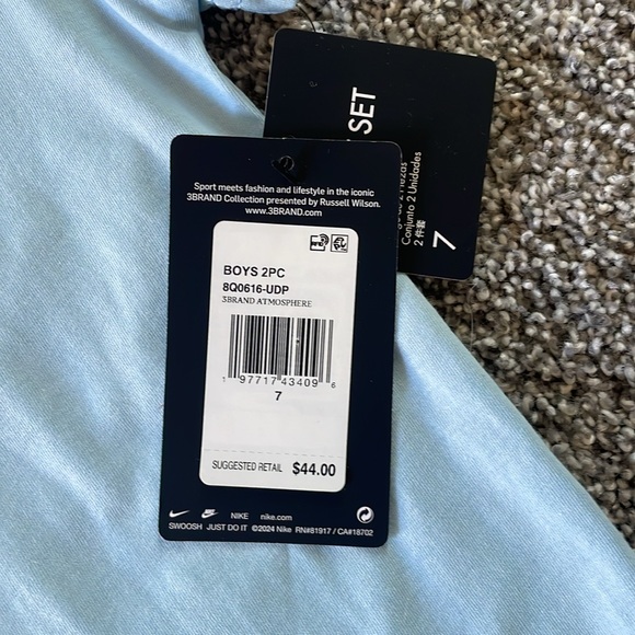 NEW! LIGHT BLUE AND TAN 2-PIECE T-SHIRT & SHORTS SET. SIZE 7. BOYS. - Picture 8 of 8